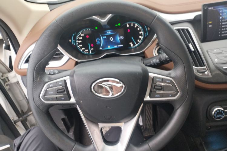 Used Soueast DX7 2017 1.5T Manual Triumph Edition Steering Wheel