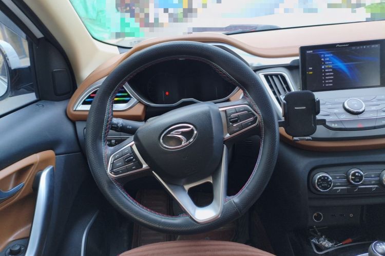 Used Soueast DX7 2017 1.5T Manual Luxury Model Steering Wheel