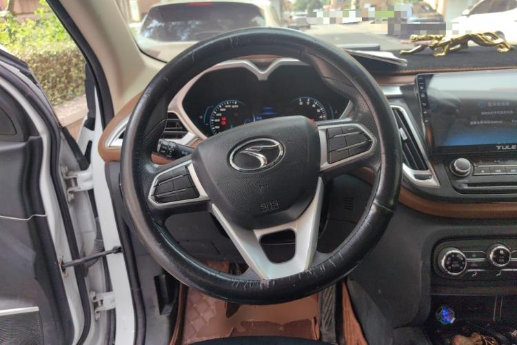 Used Soueast DX7 2017 1.5T Manual Triumph Edition Steering Wheel