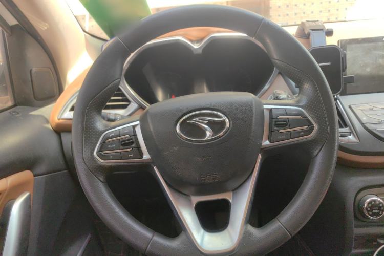 Used Soueast DX7 2017 1.5T Manual Triumph Edition Steering Wheel