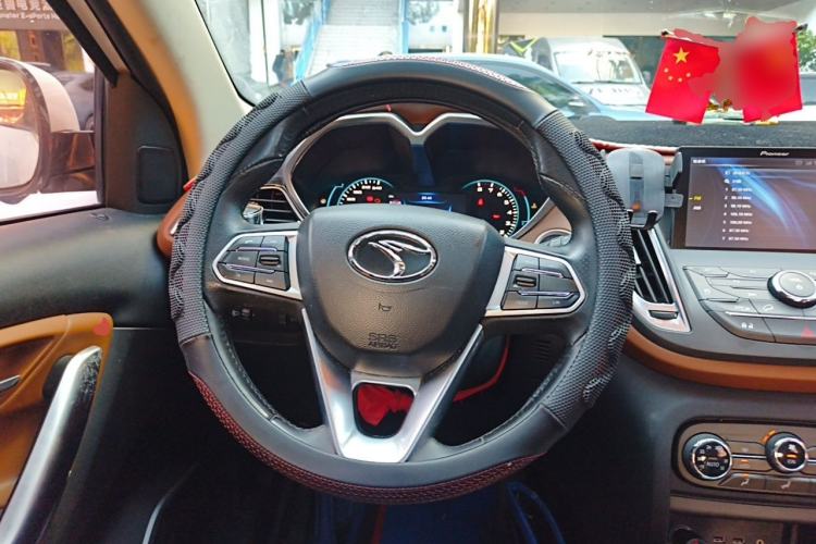 Used Soueast DX7 2017 1.5T Automatic Luxury Model Steering Wheel