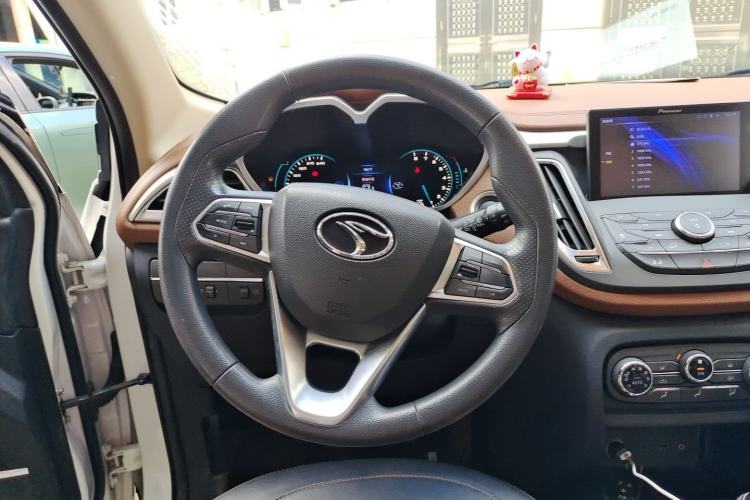 Used Soueast DX7 2017 1.5T Manual Triumph Edition Steering Wheel