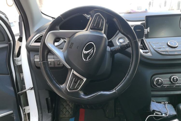 Used Soueast DX7 2017 1.5T Automatic Luxury Model Steering Wheel