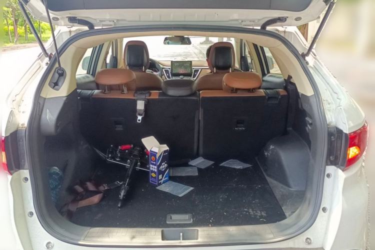 Used Soueast DX7 2017 1.5T Automatic Luxury Model Trunk