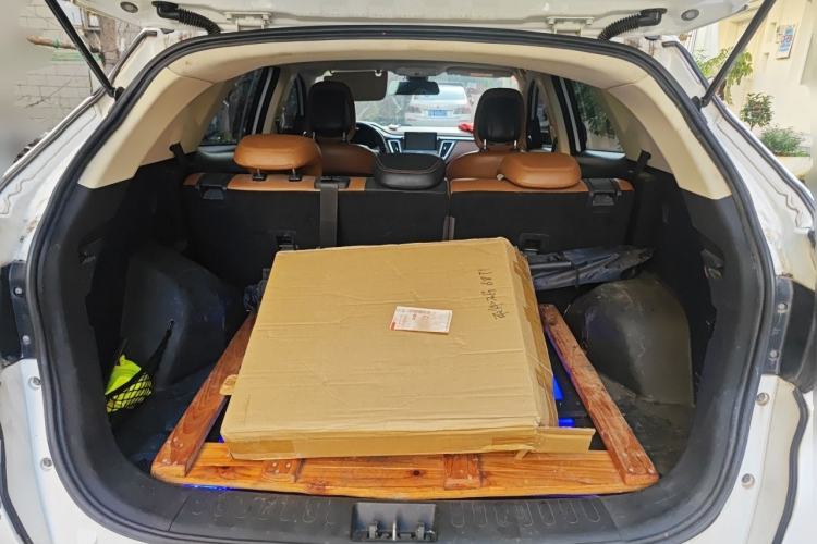 Used Soueast DX7 2017 2.0T Manual CCPC Champion Edition Trunk