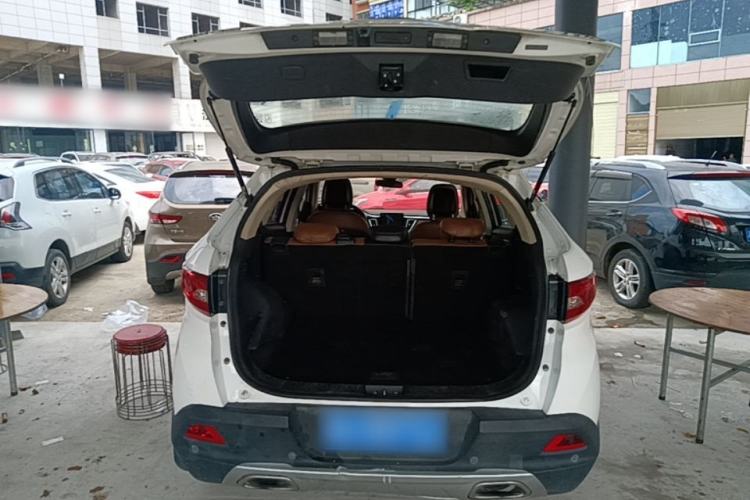 Used Soueast DX7 2017 1.5T Manual Luxury Model Trunk