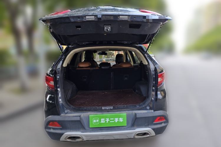 Used Soueast DX7 2018 1.5T Automatic Glory Edition Trunk