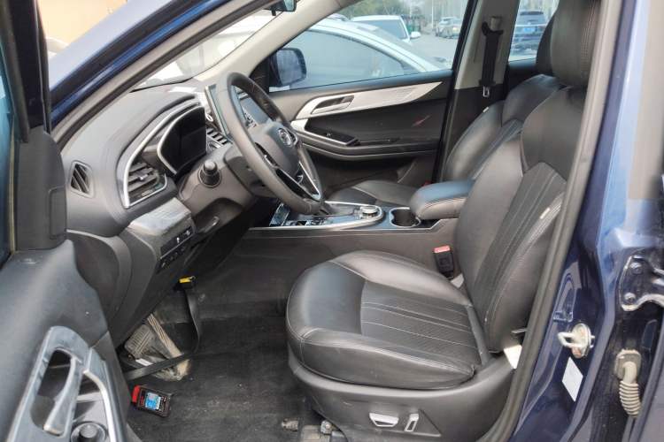 Used Soueast DX7 2018 Prime 1.8T DCT Prestige Model China V Standard Left Front Seat
