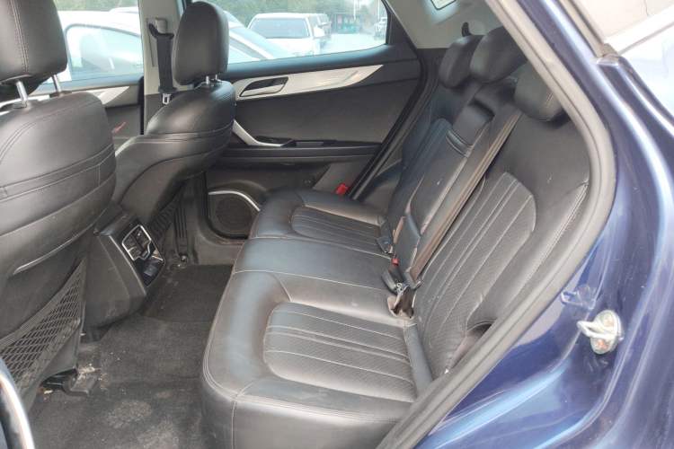 Used Soueast DX7 2018 Prime 1.8T DCT Prestige Model China V Standard Left Rear Seat