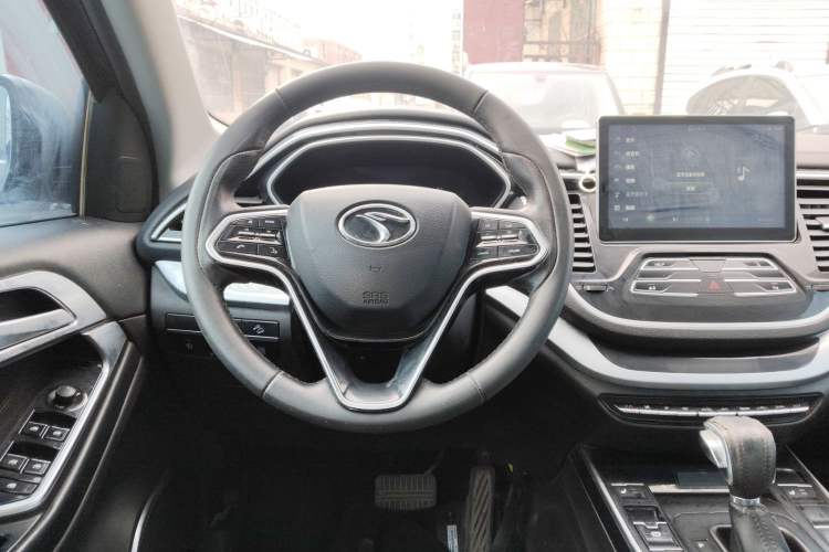 Used Soueast DX7 2018 Prime 1.8T DCT Prestige Model China V Standard Steering Wheel