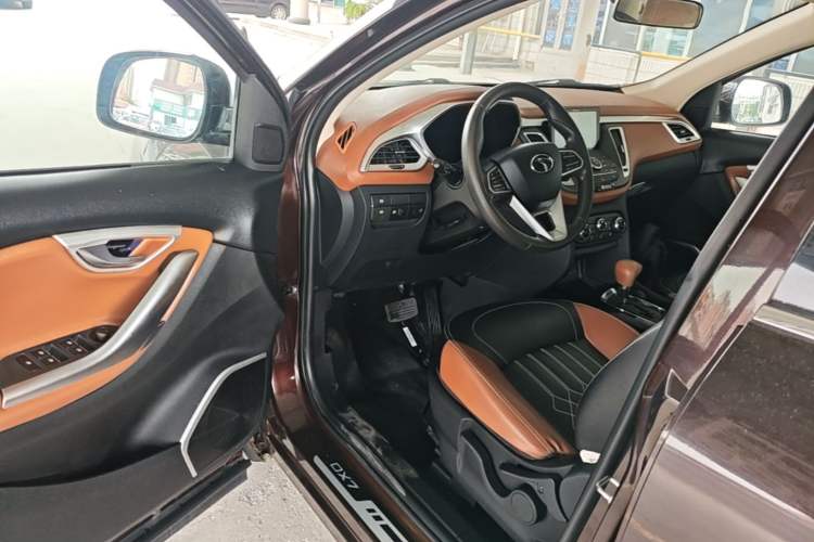 Used Soueast DX7 2018 1.5T Automatic Glory Edition Driver Seat