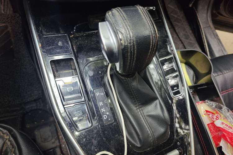 Used Soueast DX7 2018 Prime 1.5T Automatic Luxury Model China V Standard Gear Lever