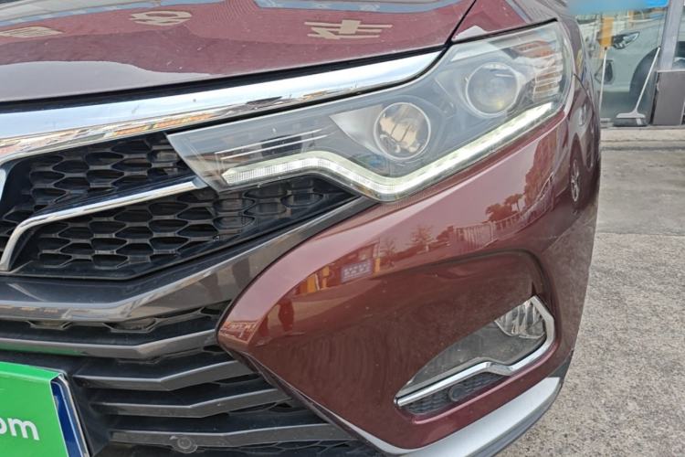 Used Soueast DX7 2018 Prime 1.8T DCT Smart Connect Starry Sky Edition China V Standard Left Front Headlight