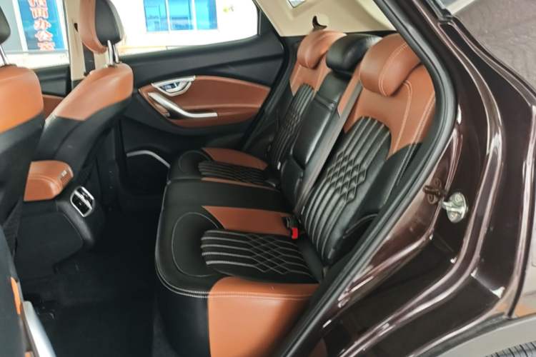 Used Soueast DX7 2018 1.5T Automatic Glory Edition Left Rear Seat