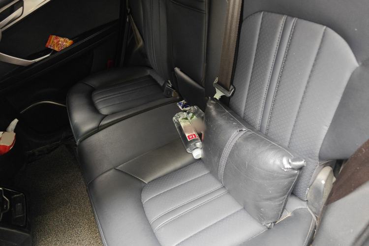 Used Soueast DX7 2018 Prime 1.5T Automatic Luxury Model China V Standard Left Rear Seat