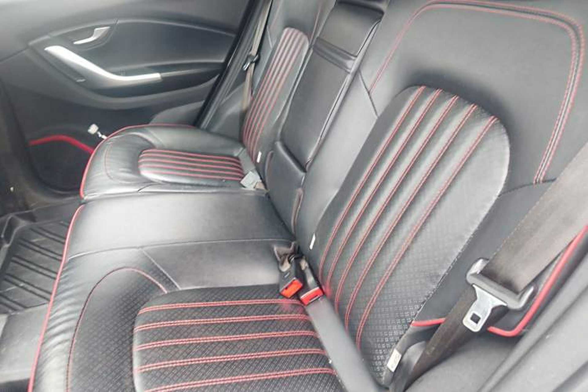Used Soueast DX7 2018 1.5T Automatic Luxury Model Left Rear Seat