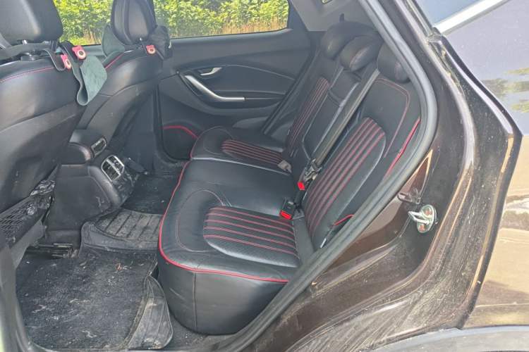 Used Soueast DX7 2018 1.5T Automatic Luxury Model Left Rear Seat
