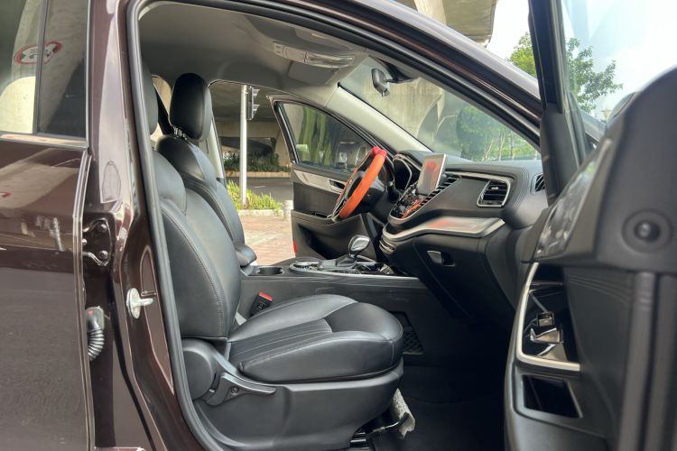 Used Soueast DX7 2018 Prime 1.5T Automatic Luxury Model China V Standard Right Front Seat
