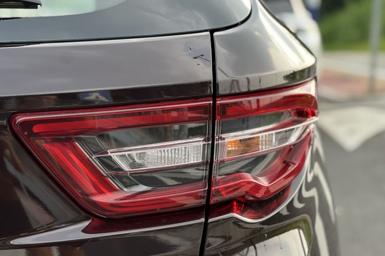 Used Soueast DX7 2018 Prime 1.5T Automatic Luxury Model China V Standard Right Rear Taillight