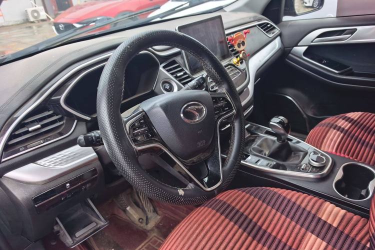 Used Soueast DX7 2018 Prime 1.5T Manual Luxury Model China V Standard Steering Wheel