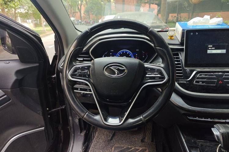 Used Soueast DX7 2018 Prime 1.5T Automatic Luxury Model China V Standard Steering Wheel