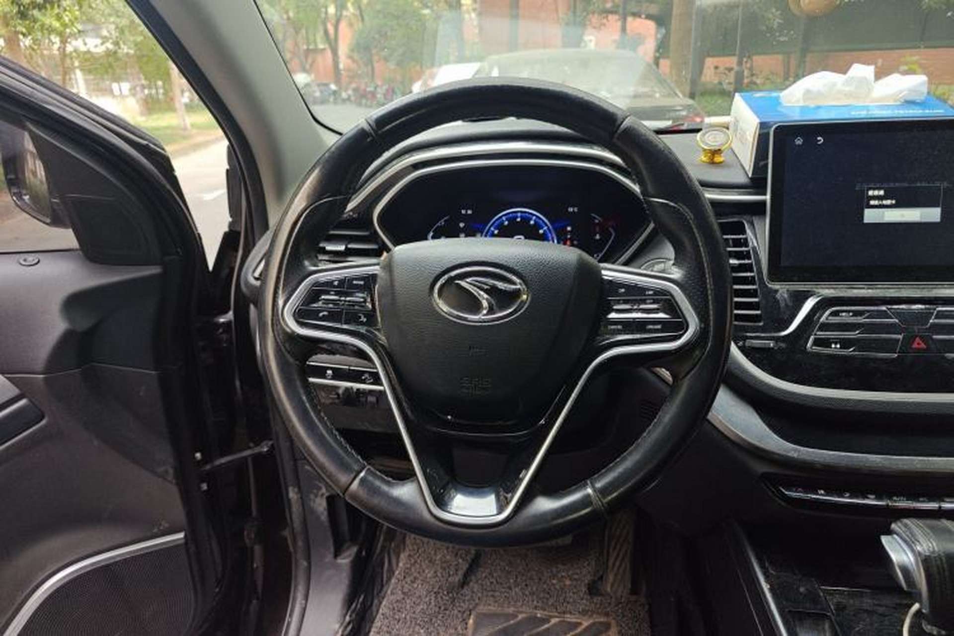 Used Soueast DX7 2018 Prime 1.5T Automatic Luxury Model China V Standard Steering Wheel
