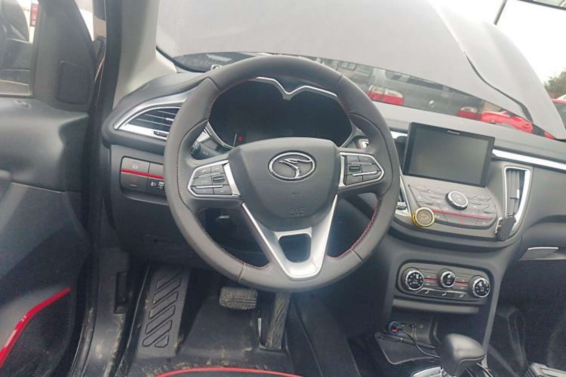 Used Soueast DX7 2018 1.5T Automatic Luxury Model Steering Wheel