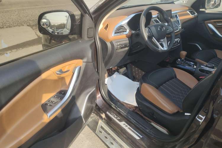 Used Soueast DX7 2018 1.5T Automatic Luxury Model Driver Seat