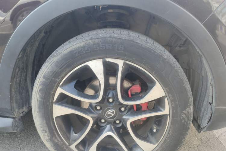 Used Soueast DX7 2018 1.5T Automatic Luxury Model Right Front Wheel Hub