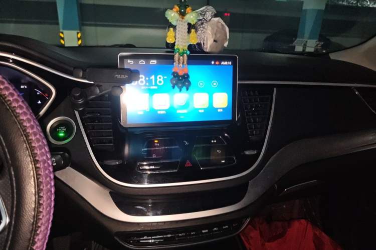 Used Soueast DX7 2018 Prime 1.5T Manual Smart Connect Starry Edition China V Standard Audio And AC Panel