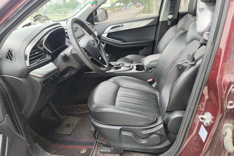 Used Soueast DX7 2018 Prime 1.8T DCT Luxury Model China V Standard Driver Seat
