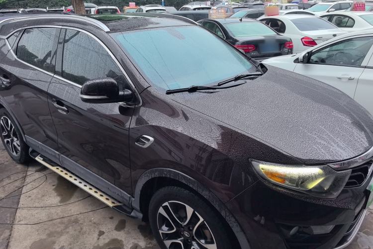 Used Soueast DX7 2018 1.5T Automatic Glory Edition Front Right 45 Deg