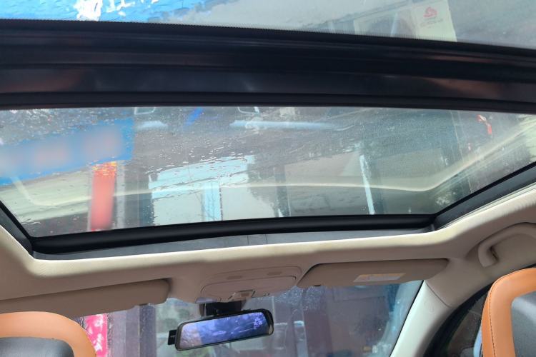 Used Soueast DX7 2018 1.5T Automatic Glory Edition Headliner