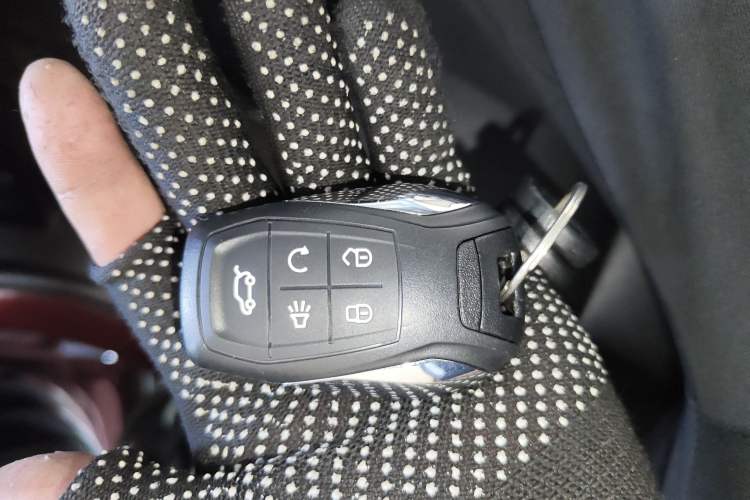 Used Soueast DX7 2018 Prime 1.8T DCT Luxury Model China V Standard Interior 1