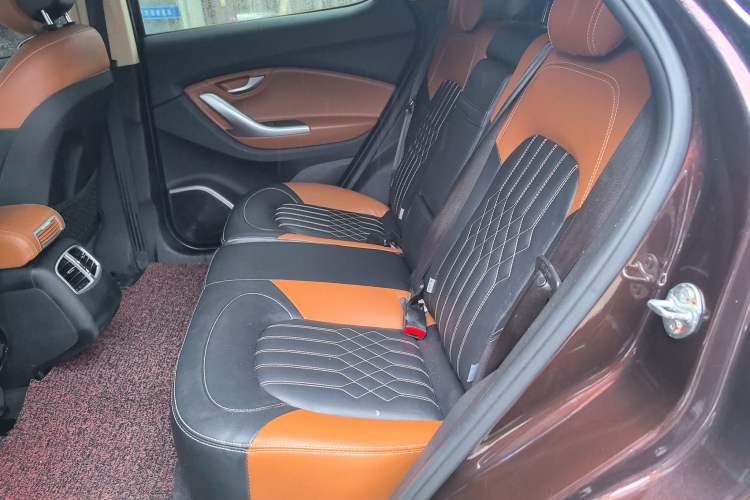 Used Soueast DX7 2018 1.5T Automatic Glory Edition Left Rear Seat
