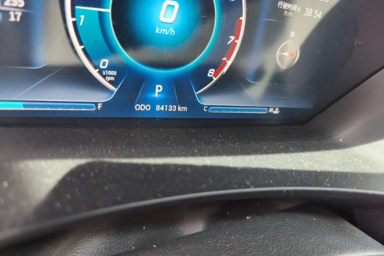 Used Soueast DX7 2018 Prime 1.8T DCT Flagship Model China V Standard Odometer Close Up