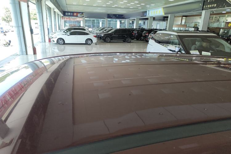 Used Soueast DX7 2018 Prime 1.8T DCT Luxury Model China V Standard Roof