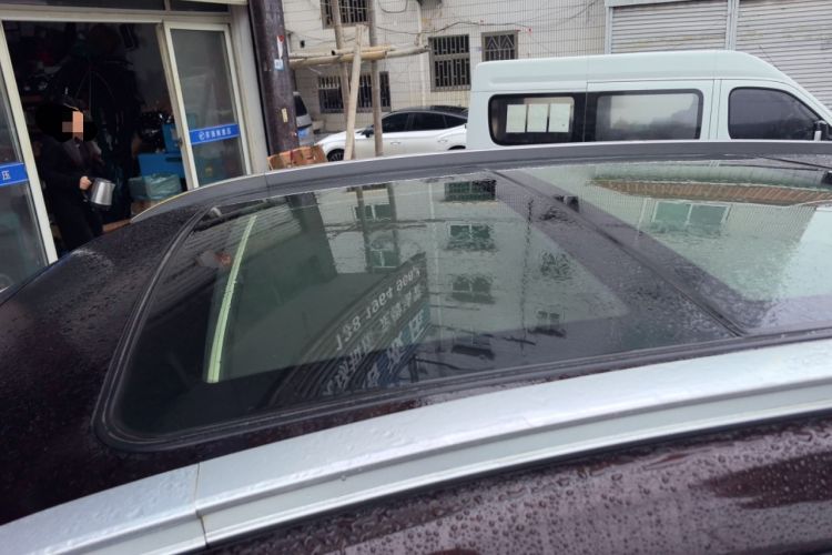 Used Soueast DX7 2018 1.5T Automatic Glory Edition Roof