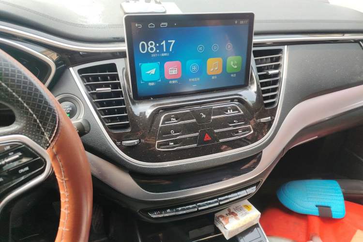 Used Soueast DX7 2018 Prime 1.5T Manual Luxury Model China V Standard Audio And AC Panel