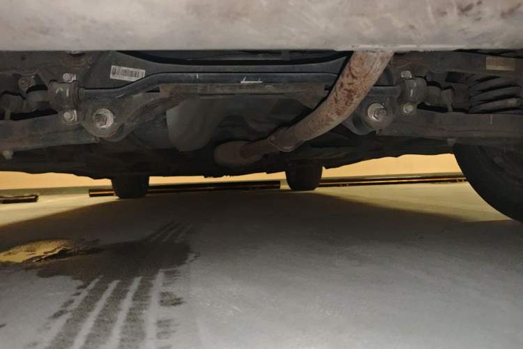 Used Soueast DX7 2018 1.5T Automatic Luxury Model Chassis Rear