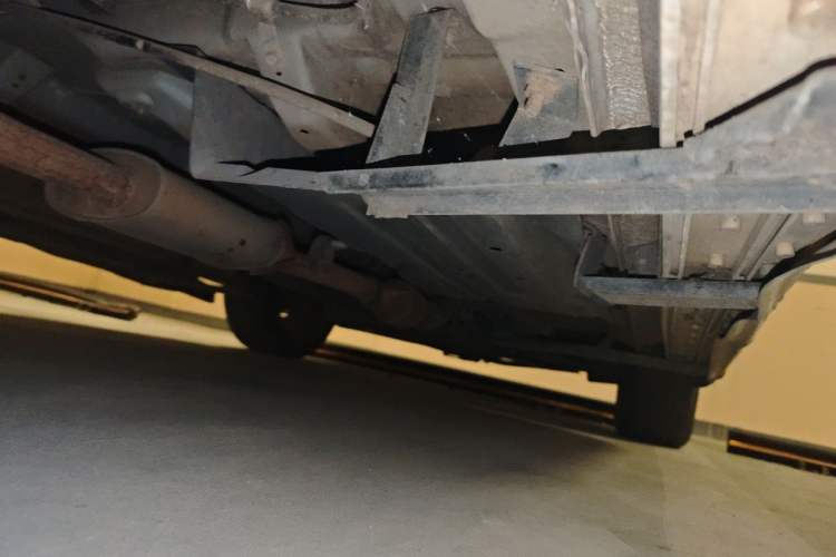 Used Soueast DX7 2018 1.5T Automatic Luxury Model Chassis Rear Right