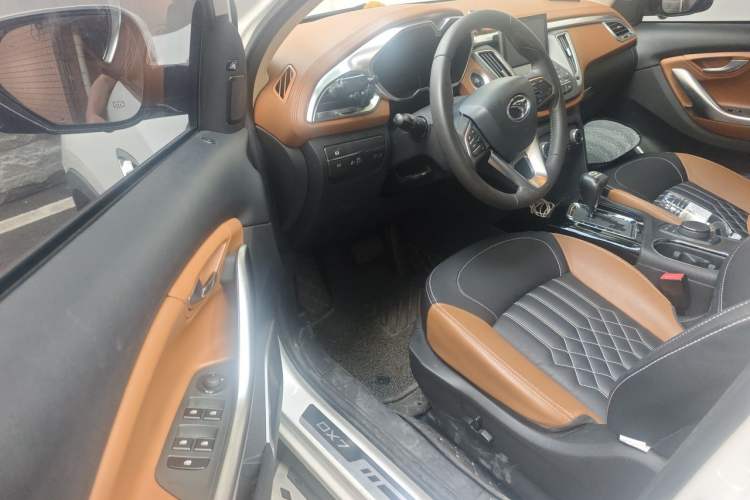 Used Soueast DX7 2018 1.5T Automatic Prestige Model Driver Seat