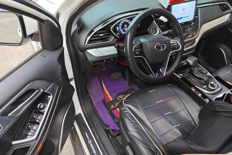 Used Soueast DX7 2018 Prime 1.5T Automatic Luxury Model China V Standard Driver Seat