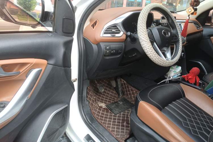 Used Soueast DX7 2018 1.5T Manual Luxury Model Driver Seat