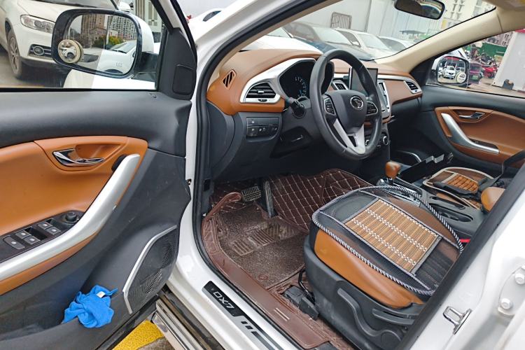 Used Soueast DX7 2018 Classic Edition 1.5T Automatic Comfort Model China V Standard Driver Seat