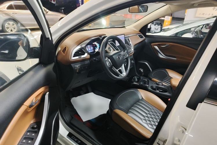 Used Soueast DX7 2018 1.5T Manual Triumph Edition Driver Seat