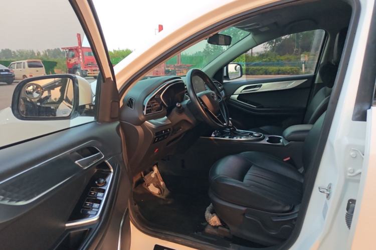 Used Soueast DX7 2018 Prime 1.8T DCT Luxury Model China V Standard Driver Seat