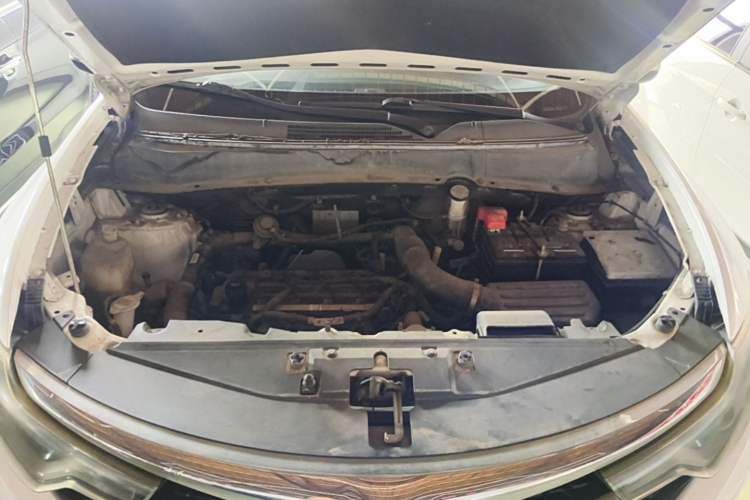 Used Soueast DX7 2018 Prime 1.5T Manual Smart Connect Starry Edition China V Standard Engine Bay