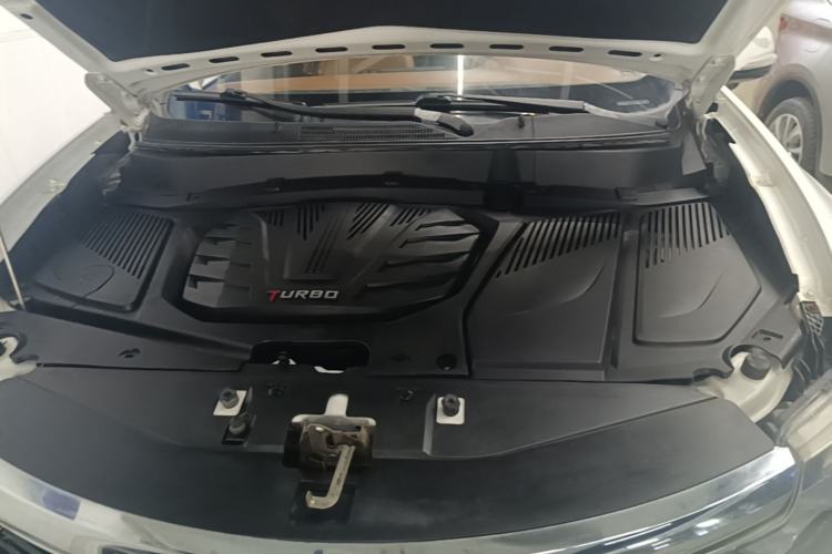 Used Soueast DX7 2018 1.5T Automatic Luxury Model Engine Bay