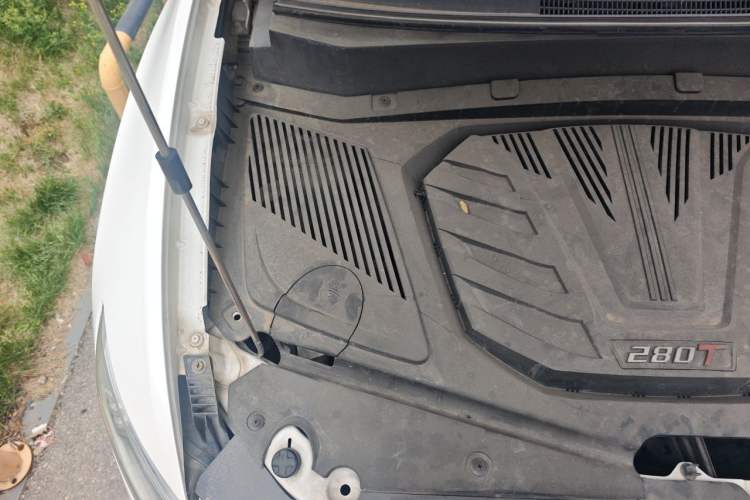 Used Soueast DX7 2018 Prime 1.8T DCT Flagship Model China V Standard Engine Bay Right